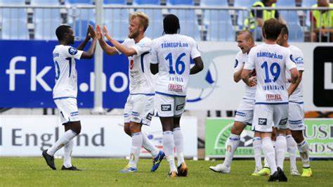 比分逐渐接 比分逐渐接