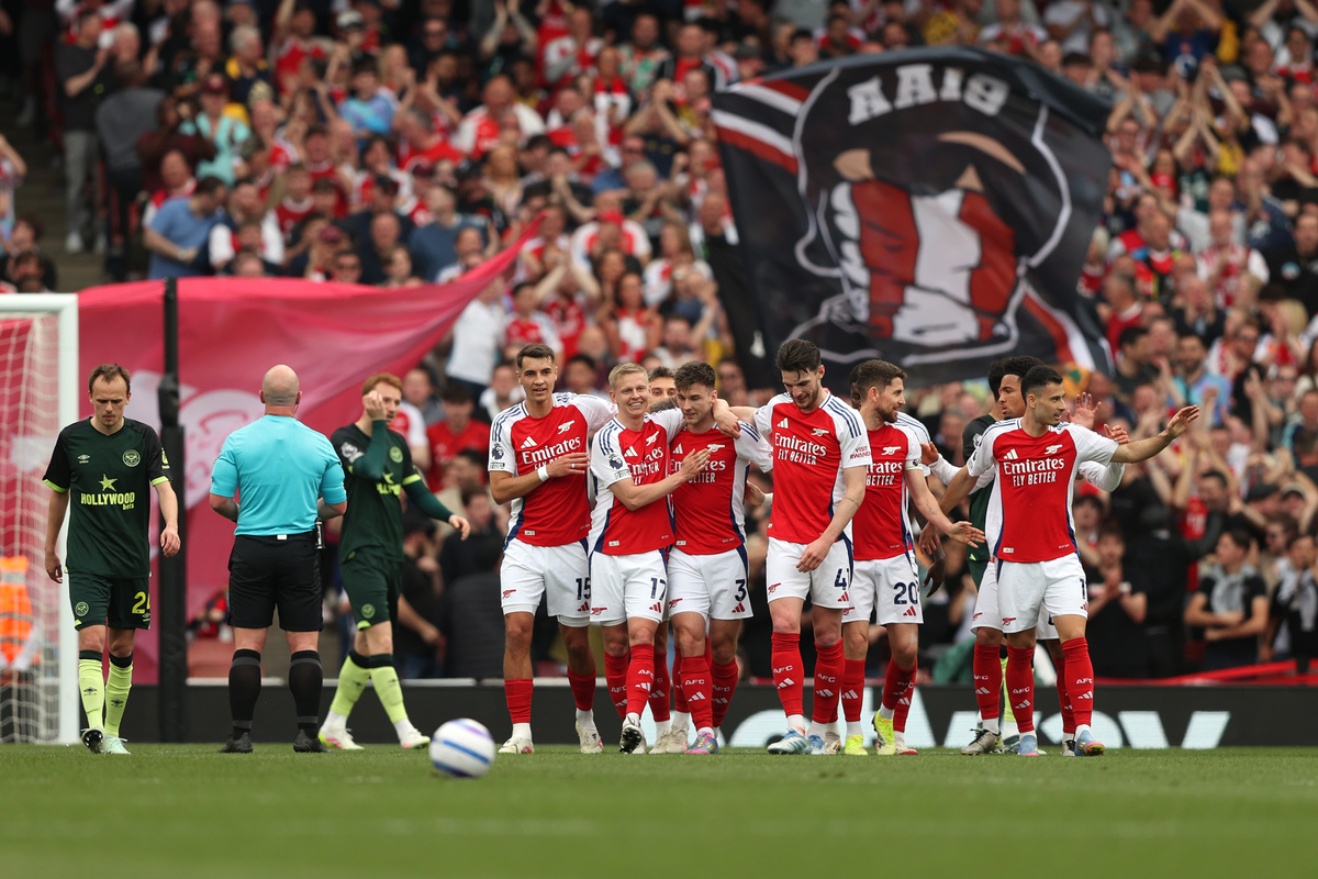 出现肿胀并 出现肿胀并